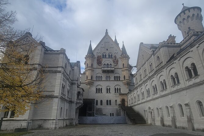 Neuschwanstein, Wieskirche, Oberammergau, Linderhof from Fuessen - Why this Füssen castles-and-churches day tour makes sense