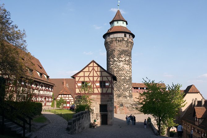 Nuremberg Old Town Walking Tour in English - Third Reich and Holy Roman Empire: How This Tour Frames Hard History