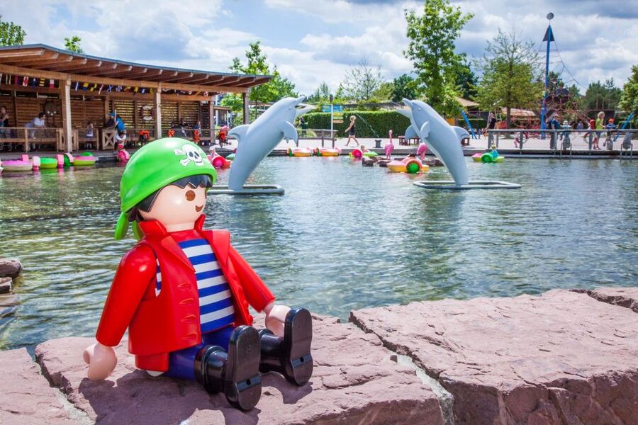 Nuremberg: PLAYMOBIL®- FunPark - Pirates Sea and the water playground: plan for splashes and towels