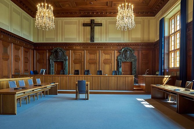 Nuremberg: WWII Tour, Courtroom 600 and 3rd Reich Sites - Pickup, coach ride, and how to use the first hour