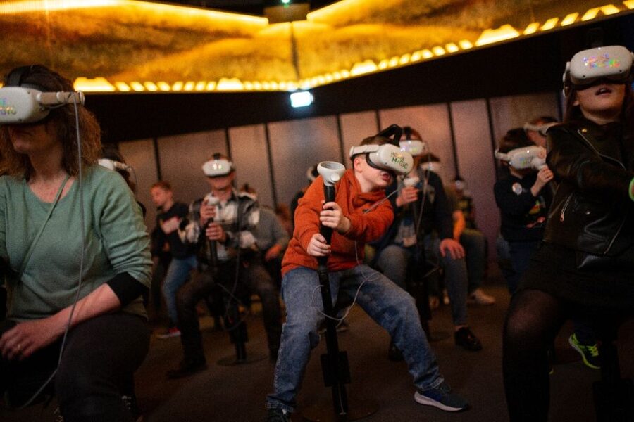 Oberhausen: HOUSE OF MAGIC - powered by Ehrlich Brothers - The magic workshop: hands-on objects that beg you to test them