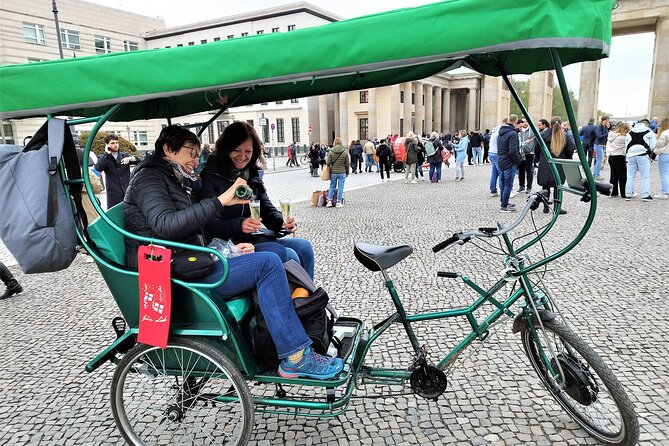 One Up to 3 Rickshaws(6 GUESTS)-Taylor Made Rickshaw Berlin Tour - Brandenburg Gate, the Reichstag area, and Berliner Dom