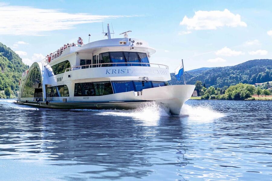 Passau: Crystal Ship Sightseeing Cruise - Crystal-covered Danube cruise, what makes this ride special in Passau