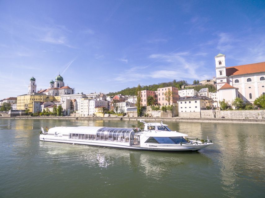 Passau: Floating City Highlights Tour on the Danube and Inn - Veste Oberhaus Castle: A Fortress Feeling Without the Climb