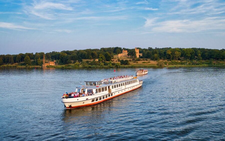 Potsdam: Palace Tour by Boat - Potsdam by boat: why the Havel view works so well
