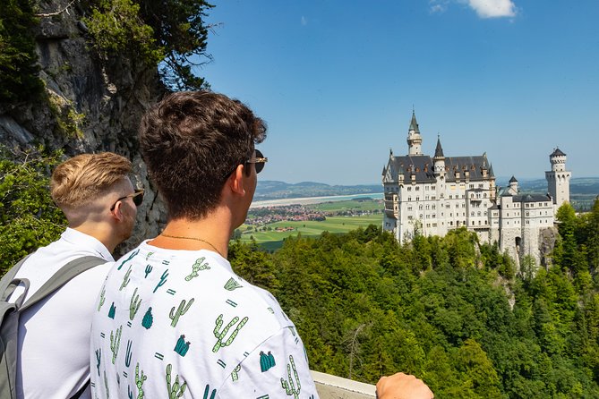Premium Neuschwanstein Castle and Linderhof VIP Tour from Munich - Marienbrücke and Winter Conditions: The Photo Moment Depends on Weather
