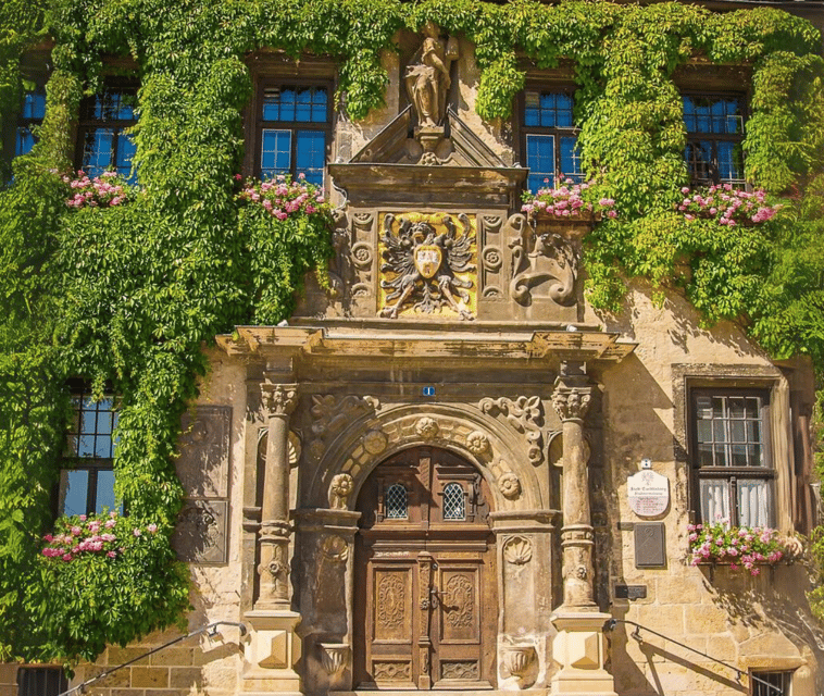 Premiumstadtführung (historische Altstadt und Schlossberg) - Old Town Stops You’ll Actually Remember