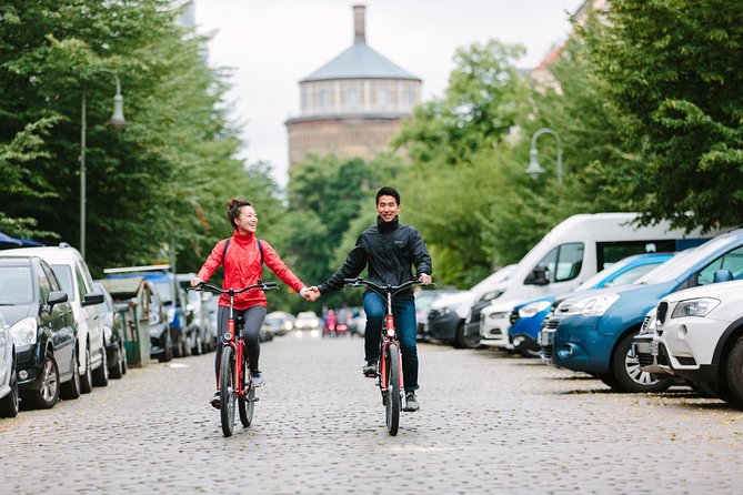 Private Berlin Street Food Tour by Bike - Stop 1 at Unlimited Biking: toast and the Fernsehturm skyline
