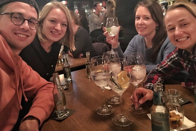 PRIVATE - Best Munich Cocktail Tour - all inclusive - Platzl, Hofbräuhaus area, and historic bars with an easy route