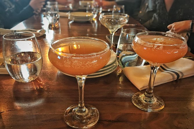 PRIVATE - Best Munich Cocktail Tour - all inclusive - Marienplatz finish and why ending where you started helps