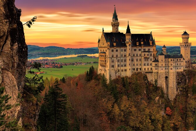 Private Day Trip from Munich to Neuschwanstein and Linderhof - Schloss Neuschwanstein: your ticket game plan and what to look for