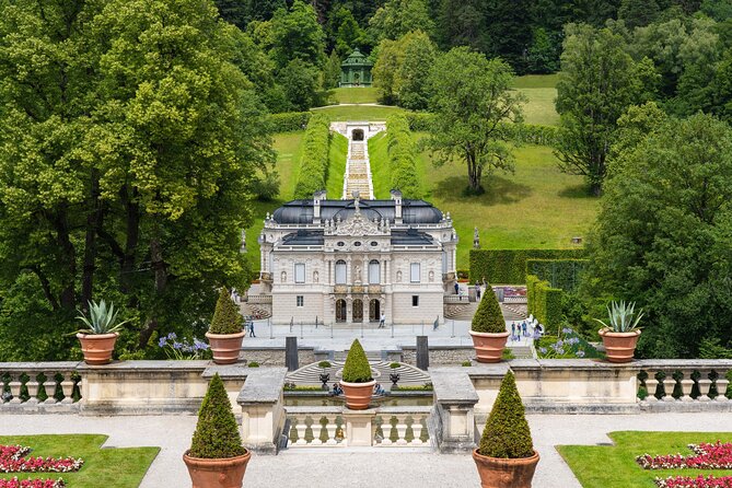 Private Day Trip from Munich to Neuschwanstein and Linderhof - What you really get with a private driver (and what you don’t)