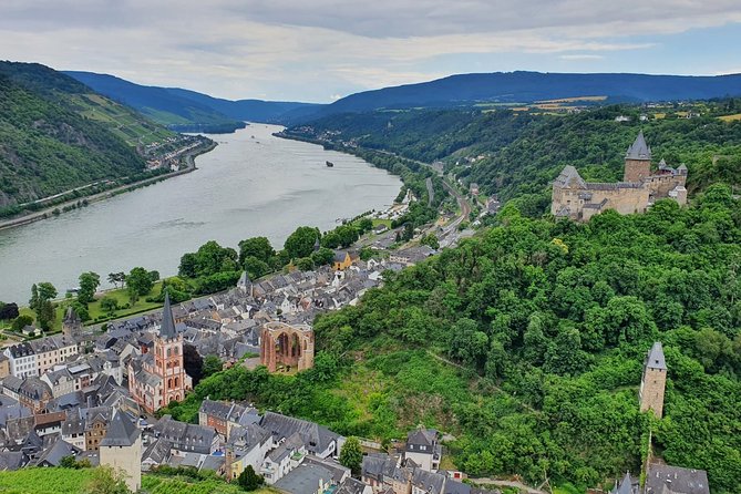Private day trip to the Romantic Rhine Valley with river cruise and wine tasting - Burg Rheinfels: big fortifications, short visit, pay attention
