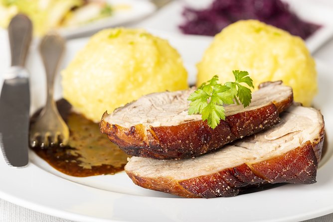 Private Munich Beer Hall Tour with 3-Course Meal & Beer Tastings - Museumsstüberl tasting hour and the shared snack board