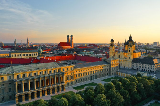 Private Munich Old Town Walking Tour - Residenz Munich for Rainy Days: Royal Rooms Without the Full Day Commitment
