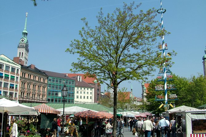 Private Munich Old Town Walking Tour - with optional Breakfast - Starting at Marienplatz: how you get oriented fast
