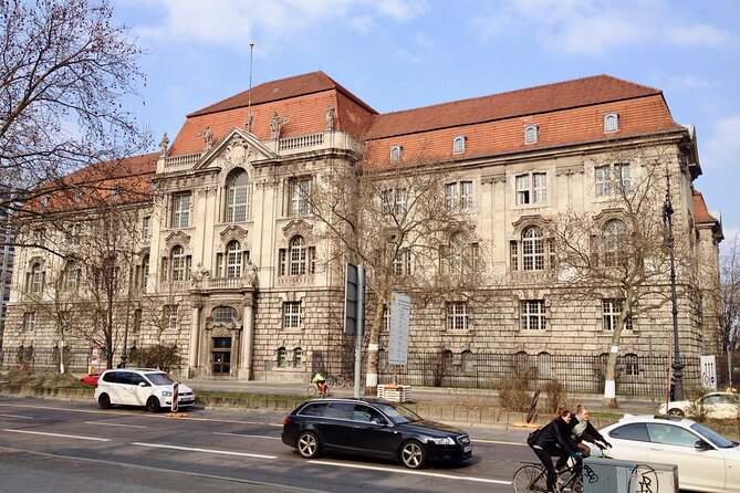 Private Taxi Tour City East & West History and Architecture 3-4h - East Berlin and reunification landmarks: Unter den Linden, Gendarmenmarkt, and the Humboldt Forum
