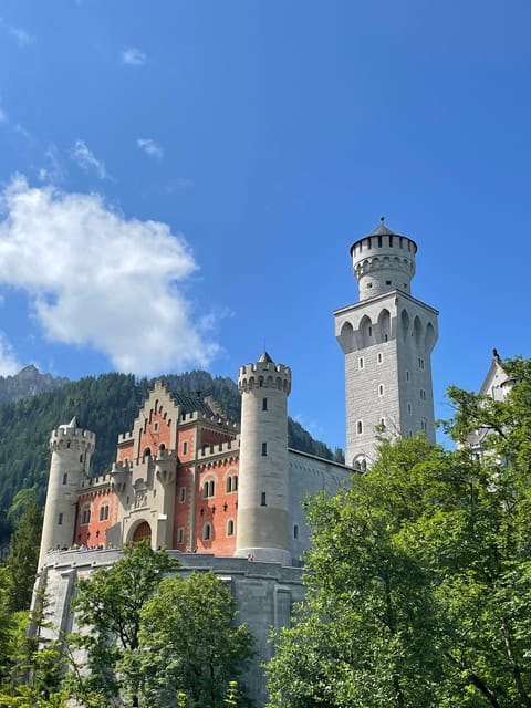 Private tour to Neuschwanstein castle from Munich - Price of $583 per person, and whether it’s good value