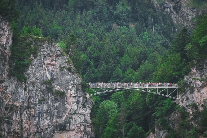 Private Tour to Neuschwanstein & Linderhof, Skip The Line & Lunch - Mary’s Bridge: How to Get the Iconic Shot Without Losing Your Timing