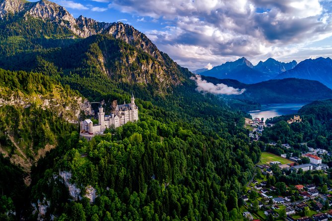 Private Tour to Neuschwanstein & Linderhof, Skip The Line & Lunch - Ettal Lunch Stop: A Real Bavarian Break, Not a Random Pit Stop