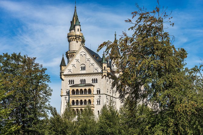 Private Tour to Neuschwanstein & Linderhof, Skip The Line & Lunch - Schloss Linderhof: Ludwig II’s “Smaller” Palace With Big Personality