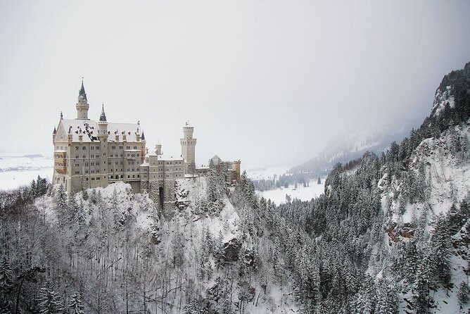 Private Van Tour to Royal Castle of Neuschwanstein from Munich - Murnau am Staffelsee, Then Back to Munich