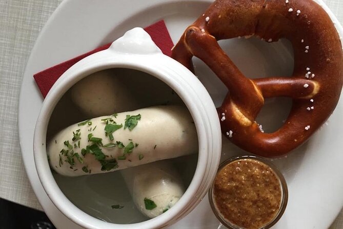 Private - Viktualienmarkt Food Tour and Beyond - best Munich tastings - The Schmalznudel moment at Cafe Frischhut