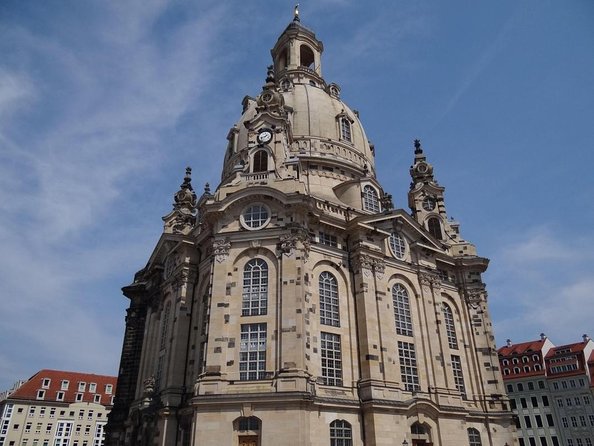 Public guided tour of the old town including a tour of the Frauenkirche - Key highlights at a glance