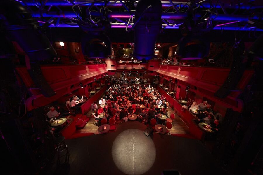 Quatsch Comedy Club Berlin: Die Late Night Show - Rules That Matter: Smoking, Pets, and Bags