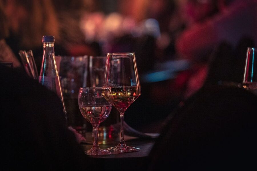 Quatsch Comedy Club München: Die Live Show - Rules that affect your comfort: bags, smoking, pets