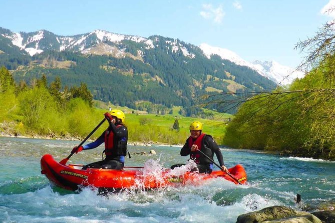 Rafting classic Iller - Level 2 white water tour - Gear that makes rafting less intimidating