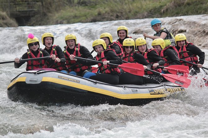 Rafting on the Isar - The Isar rafting run that feels fun without being chaotic