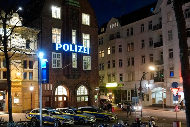 Reeperbahn – Lust & Laster und ne Menge Zaster - Stop 4: Hans-Albers-Platz, the Kiez party mile reference point