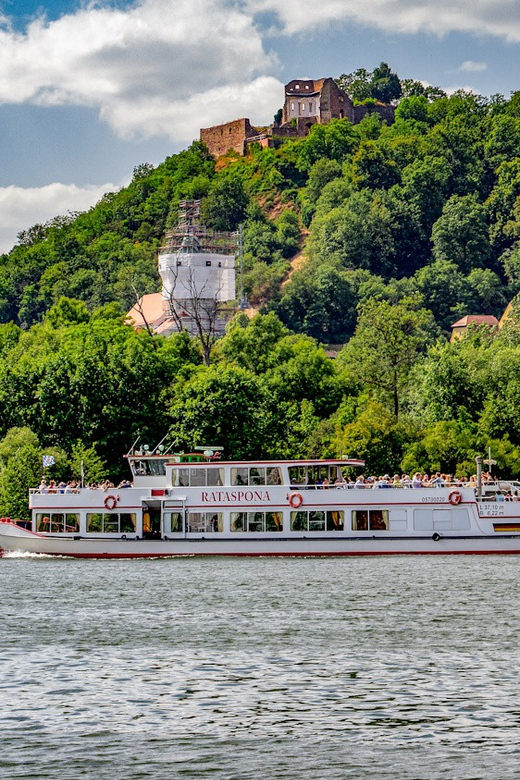 Regensburg: Klinger's Sightseeing Boat Tour to Walhalla - Inside Walhalla: what to look for at the marble temple