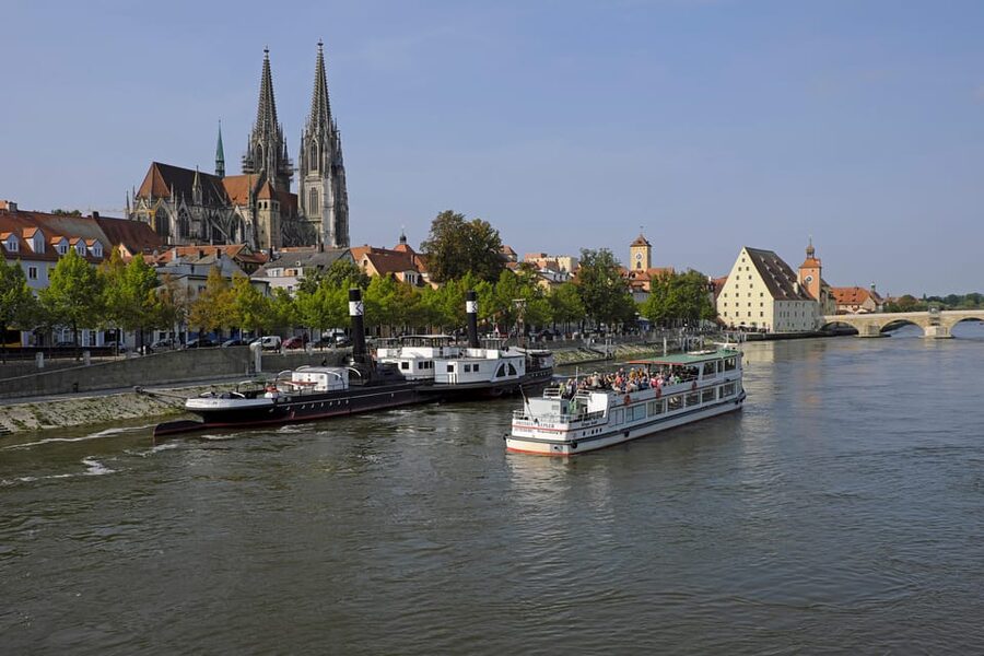 Regensburg: Original Strudelrundfahrt - Price and Value at About $17