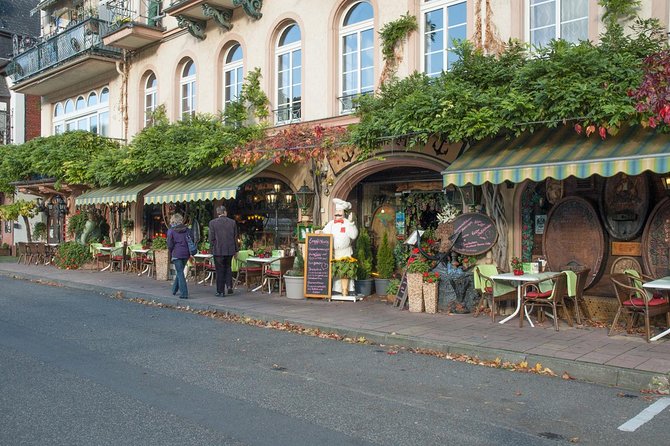 Rhine Valley Trip from Frankfurt including Rhine River Cruise - Assmannshausen: lunch or dinner by the river and the wine lesson that sets context
