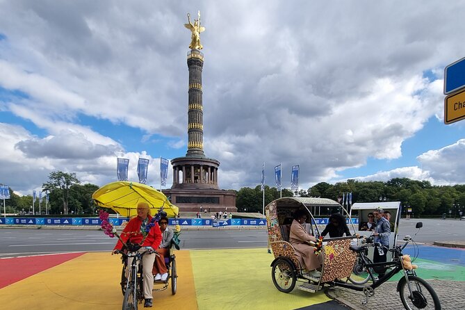 Rickshaw Sightseeing City Tours Berlin - Rikscha Tours - Wall era essentials: Berlin Wall memorial, Checkpoint Charlie, and the shopping spine of Friedrichstrasse