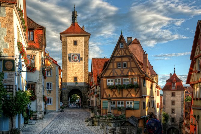 Romantic Road, Rothenburg, and Harburg Day Tour from Munich - Rothenburg ob der Tauber: The Medieval Town You Actually Get to Taste