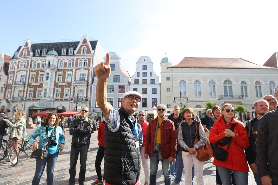 Rostock: Guided tour of the historic city center - Rostock’s historic center, explained at a walking pace