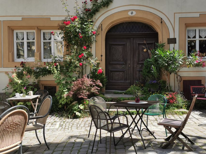 Rothenburg ob der Tauber: Private Old Town Walking Tour - Medieval walls and gateways: panoramic Taubertal views from the right angles