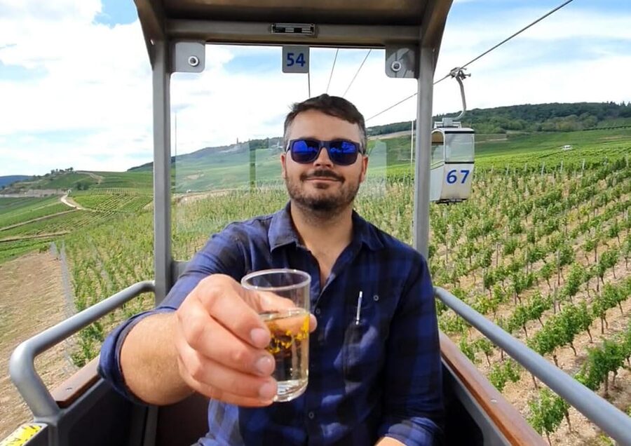 Rüdesheim - Guided wine hikes with 4wines and cable car ride - Opening with sparkling wine, then up by cable car