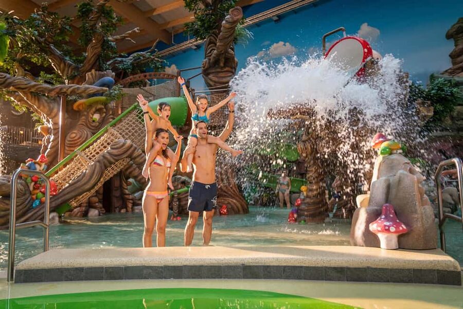 Rust: Rulantica Water Park Entry Ticket - Crowds and the chair reality you should plan for