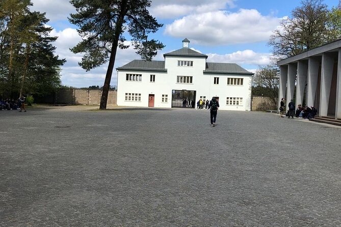 Sachsenhausen concentration Camp (by Private Vehicle) - Price and value for a 5-hour memorial tour