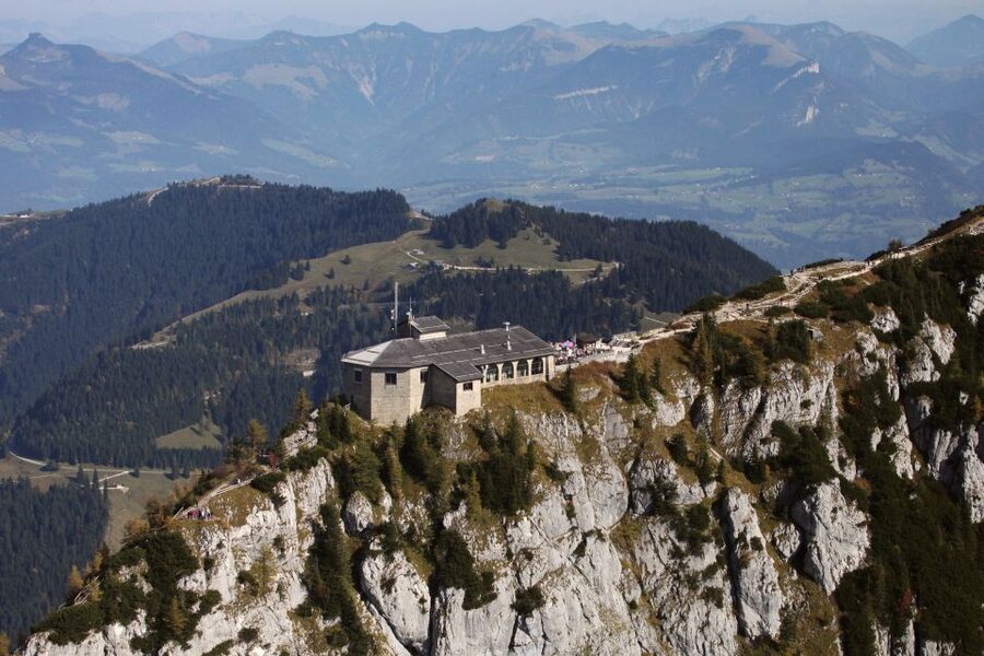 Salzburg: Private Eagle's Nest Tour - Alpine Views During the Visit: When the Site Stops Being Just Another Tour Stop