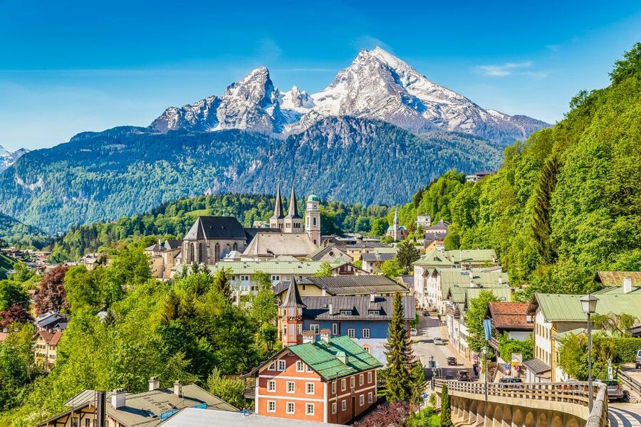 Salzburg: Sound of Music and Salt Mines Tour - A saver day trip that stitches movies to mines