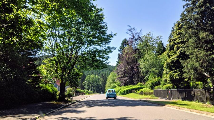 Schkeuditz: 4-Hour Vintage East German Trabant Rental - Your 4-hour rental freedom: decide the direction and keep moving