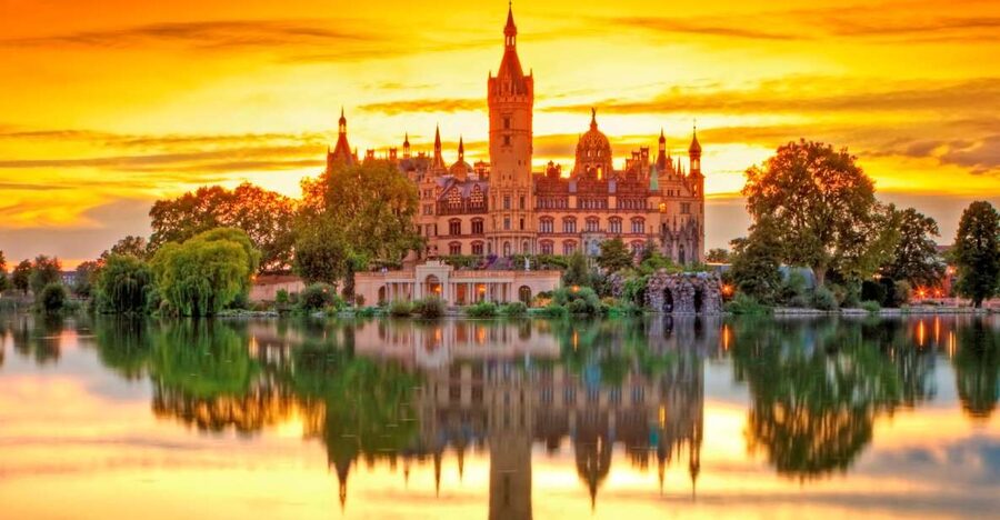 Schwerin: City Highlights Guided Tour - Cathedral of Schwerin: the stop that gives the tour its sense of place