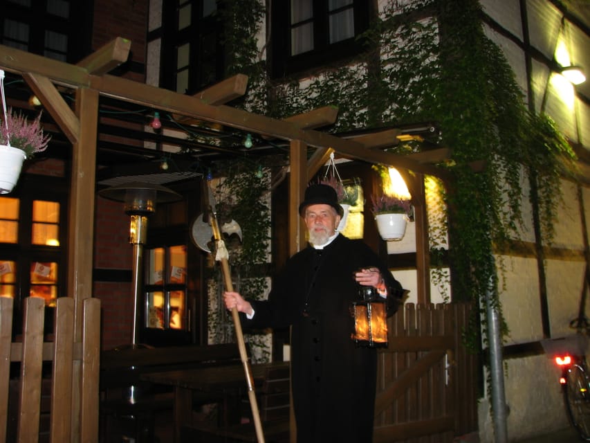 Schwerin: Tour with the Night Watchman - Starting at the Historic Market Square, by the tourist info and old town hall