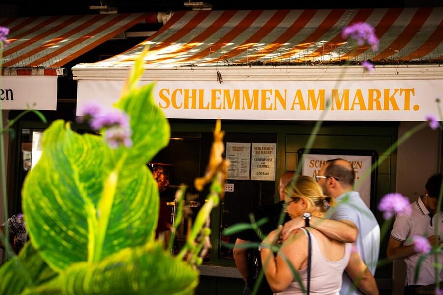 Short & sweet: Tasting the Viktualienmarkt - Why Viktualienmarkt is more than a market stop