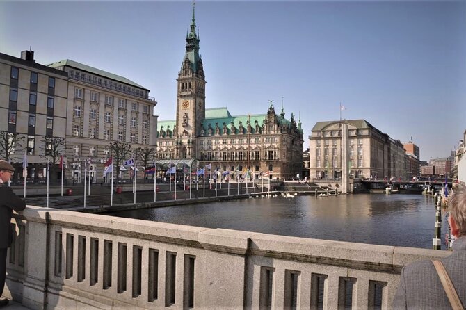 Sightseeing Tour - Free Tour - Historic Center-Hamburg On Foot - Deichstraße, Speicherstadt, and Elbphilharmonie: Past, Rebuilt, and Still Divisive